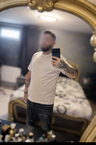 Caut femei pentru intalniri discrete si aventura